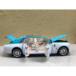 Mô hình xe Rolls-Royce Phantom MANSORY 1:24