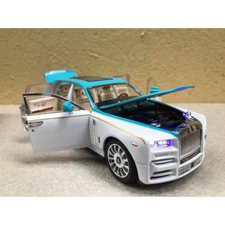 Mô hình xe Rolls-Royce Phantom MANSORY 1:24