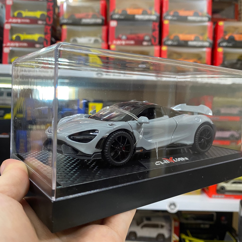 Mô hình xe kim loại Mclaren 765LT có hộp kính đi kèm tỉ lệ 1:32