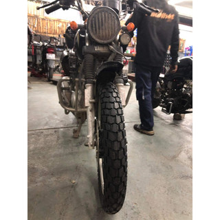 Lốp gai không săm 90/90-18 MT922