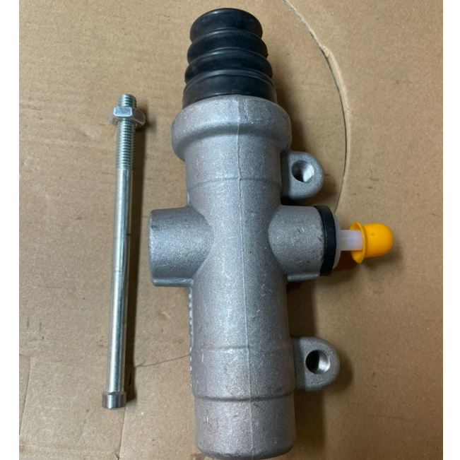 Heo trên xe tải Huyndai động cơ D6CC