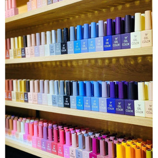 Sơn gel bán lẻ hk nail accessories