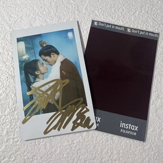 Polaroid Mặc Vũ Vân Gian Vương Tinh Việt Ngô Cẩn Ngôn