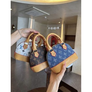 Túi xách lv dáng hến size 19 có dây đeo dài
