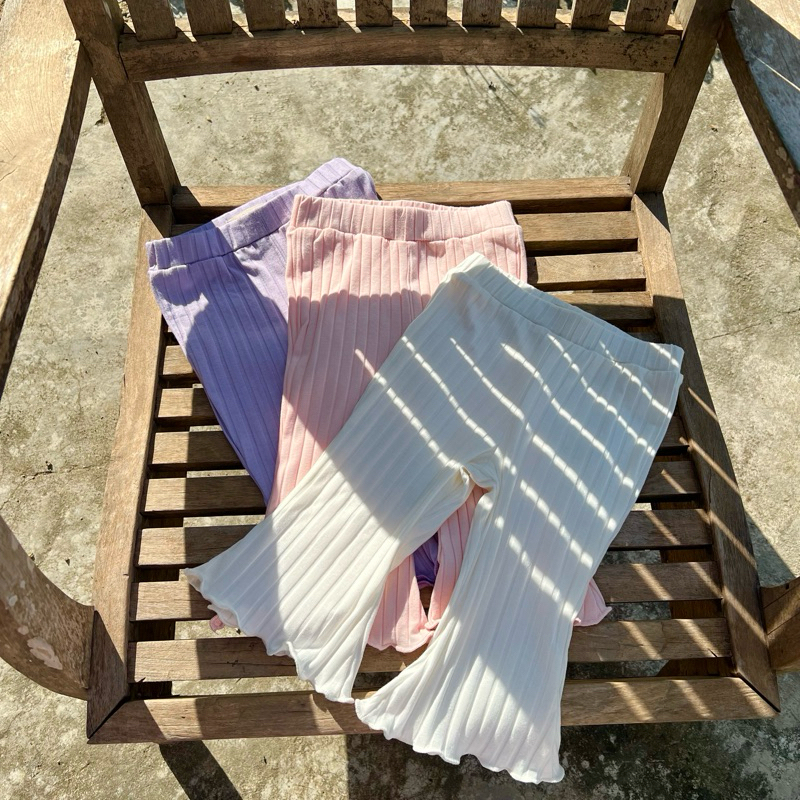 Legging loe gân tăm mỏng mát cho bé