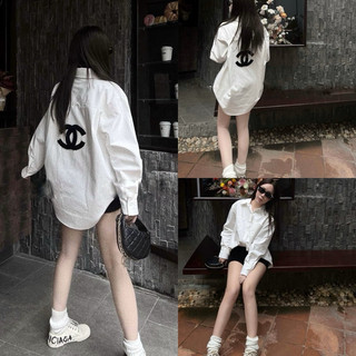  Áo sơ mi trắng thô tay dài thêu chữ dáng oversize C103