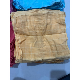 Khăn lau tay vuông (combo 5 cái ) màu ngẫu nhiên