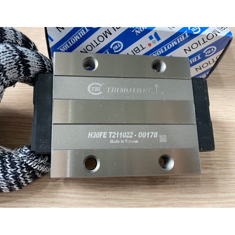 Con trượt vuông TBI TRH25FE, TRH30FE, TRH35FE | Con trượt vuông TBI chính hãng