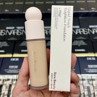 Kem che khuyết điểm làm sáng da dạng lỏng Rare Beauty by Selena Gomez - 7.5mL