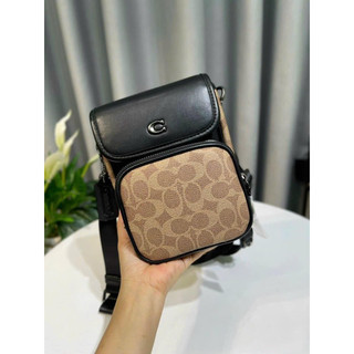 Túi đeo chéo unisex Coach