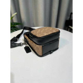 Túi đeo chéo unisex Coach