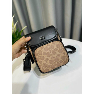 Túi đeo chéo unisex Coach