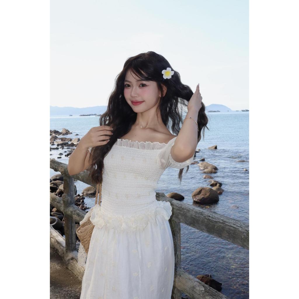 Đầm Maxi Xoè Trễ Vai Thiết Kế Xẻ Tà, Đầm Cổ Vuông Tay Phồng Phù Hợp Cho Nàng Đi Biển, Đi Du Lịch Vải Mềm Đẹp, Thoải Mái | BigBuy360 - bigbuy360.vn