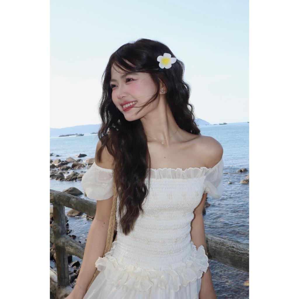 Đầm Maxi Xoè Trễ Vai Thiết Kế Xẻ Tà, Đầm Cổ Vuông Tay Phồng Phù Hợp Cho Nàng Đi Biển, Đi Du Lịch Vải Mềm Đẹp, Thoải Mái | BigBuy360 - bigbuy360.vn