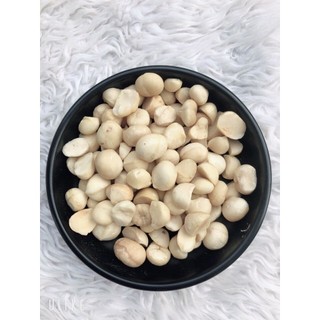 Hạt macca vỡ đôi (Macadamia nuts) - 100gr & 200gr (chia lẻ từ túi 500gr)