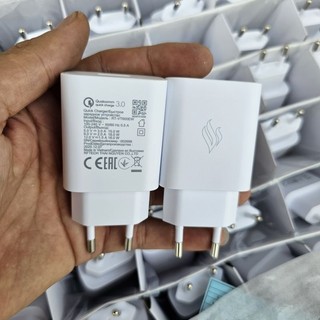 Sạc 18w Vinsmart zin hãng Hỗ trợ sạc nhanh