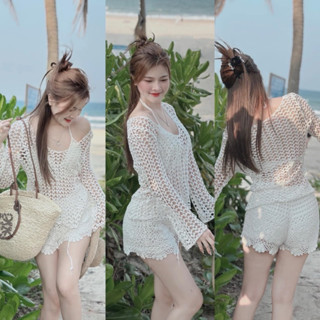 34-Set bikini ren móc đi biển 3 món gồm choàng cổ tim-bra-quần sóc hoa