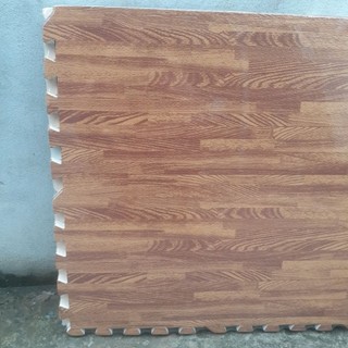 Combo 24 tấm thảm xốp vân gỗ kt 60cm×60cm
