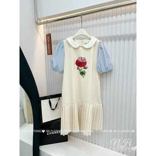 Váy chân dập phối hoa in sm