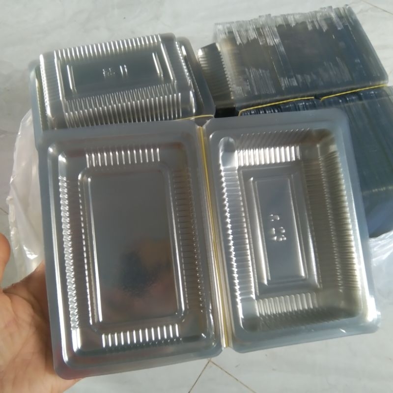 100c hộp đựng cơm cuộn sushi  bánh size H23