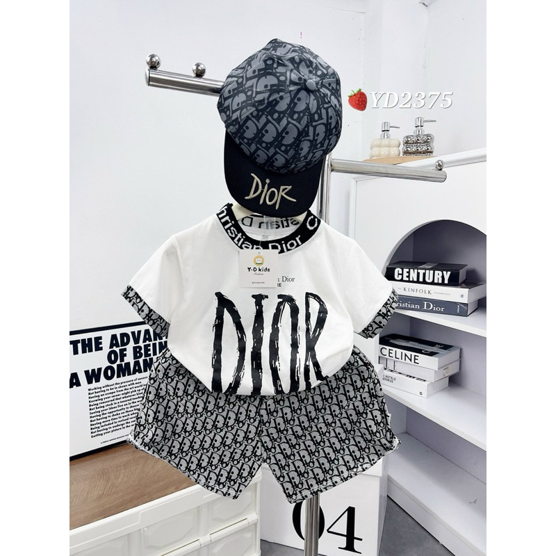 Set Dior bé trai kèm nón