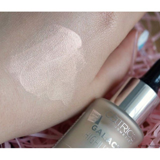Bắt sáng serum Catrice Galactic Highlighter Drops