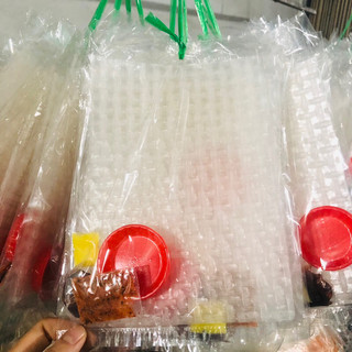 Combo 10 goi bánh tráng chén chấm bơ me muối