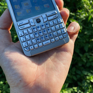 Điện Thoại Nokia E61