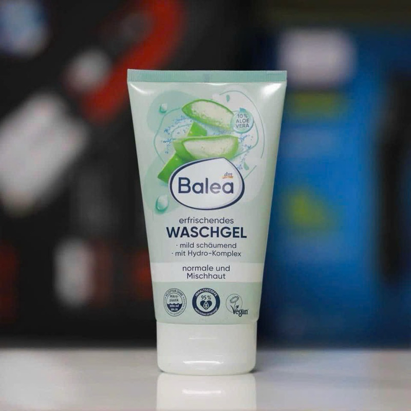 Hàng Đức Xách Sữa rửa mặt Balea cho da dầu