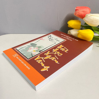 Sách - Bài Học Ngàn Vàng