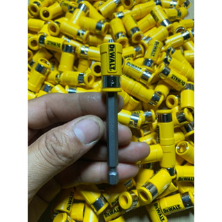 Nam châm trợ từ mũi vít Dewalt chính hãng tặng kèm 1 mũi vít PH2 dài 5cm