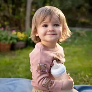 Núm ti silicone Philips Avent Natural cho trẻ sơ sinh (Vỉ 2 núm)