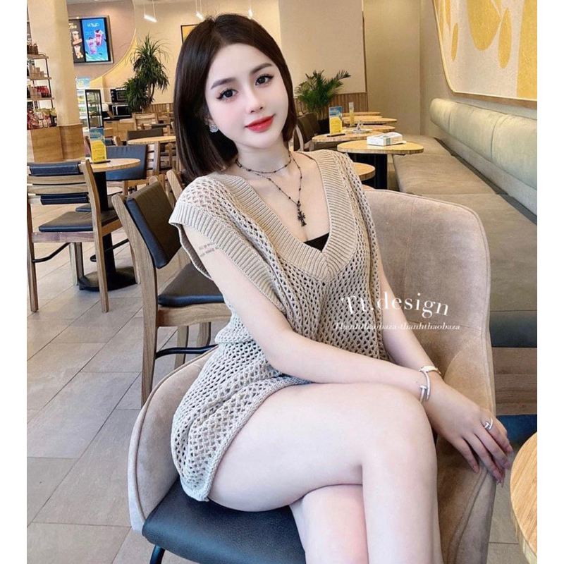 Áo Len Lưới Cổ Sâu