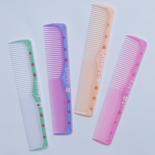 01 cây lược chải tóc THÁI ( nhiều màu) mẫu mã Thời Trang