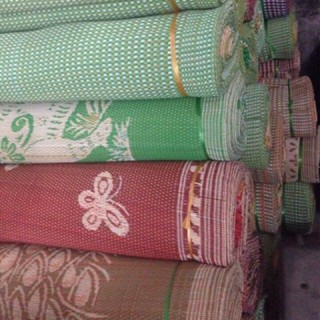  Chiếu nhựa gấp gọn 0,8m,0,9m,1m,1m2,1m5,1m6,1m8,chiếu nhựa ăn cơm bày cỗ 1m8x3m,1m8x4m mầu ngẫu nhiên giadungndt  