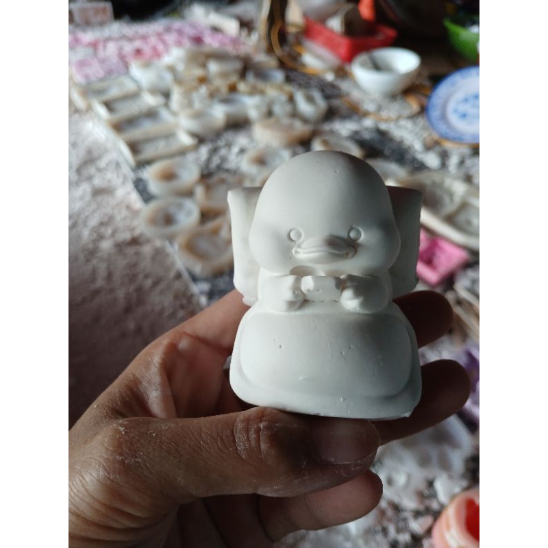 Tượng thạch cao chú vit ( vui lòng mua hàng trên 20k)