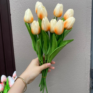 Hoa TuyLip Giả Chất Liệu PU