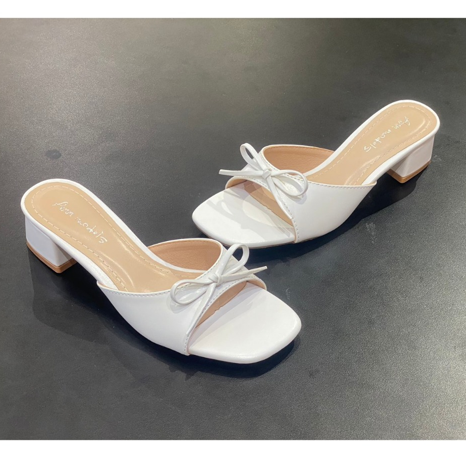 Giày guốc 3 phân mules Annmodels bản ngang phối nơ chuông chất liệu xi mờ cao cấp _GSD031NC