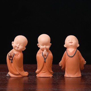 Tượn chú tiểu áo nâu an nhiên, hạnh phúc, may mắn Tiệm An Yên để bàn làm việc, ô tô, trang trí