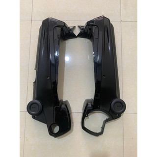 Nhựa quây bình của xe điện 133M có chắn xích
