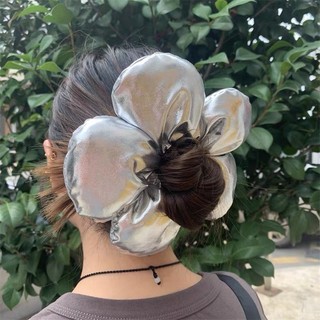 LINH TUXEDO - DÂY CỘT TÓC - SCRUNCHIES HOA BẠC LẤP LÁNH