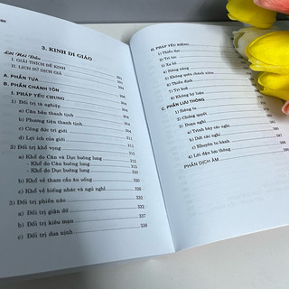 Sách - Phật Tổ Ngũ Kinh