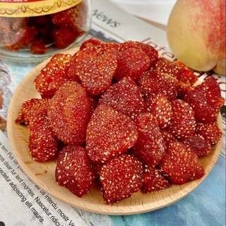 Dâu Tây Sấy Dẻo 500G🍓Giữ trọn vẹn Hương vị Dâu Tươi ngon🍓Cung cấp Vitamin tốt cho sức khỏe🍓 Salad , Ăn Vặt Healthy....🍓