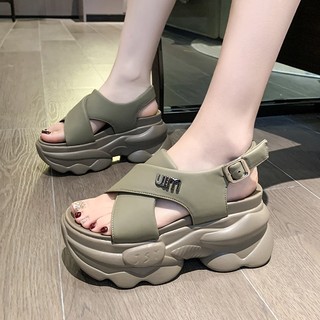 Sandal nữ độn đế 7cm bản da quai chéo mẫu mới siêu hot 2024
