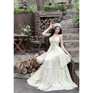 102 - Lore Dress cổ yếm tay dài