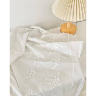 Vải boi thêu hoạ tiết hoa mai dây - Nhà vải linen
