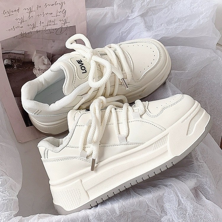 Giày nữ giày thể thao độn đế 4cm chất da xịn Love