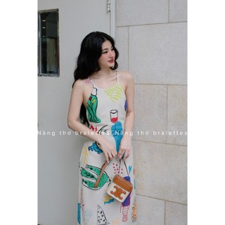 Yếm hở lưng