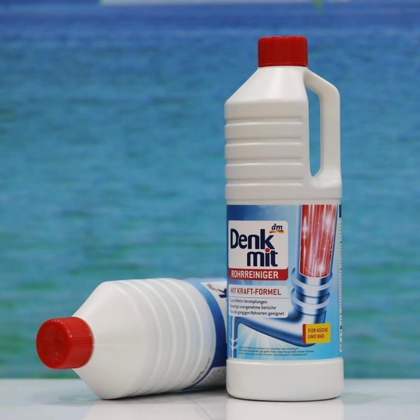 Hàng Đức Dung dich thông cống của hãng Denkmit chai to 1 lít
