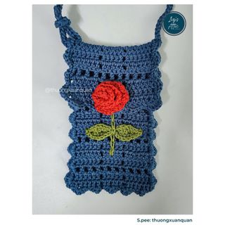 Túi đựng điện thoại bằng len hoa hồng handmade dùng để đựng đồ nhỏ lặt vặt